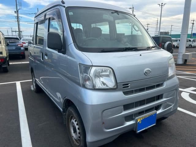 DAIHATSU HIJET CARGO 4WD