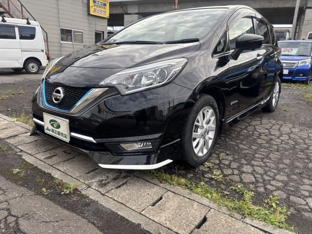 NISSAN