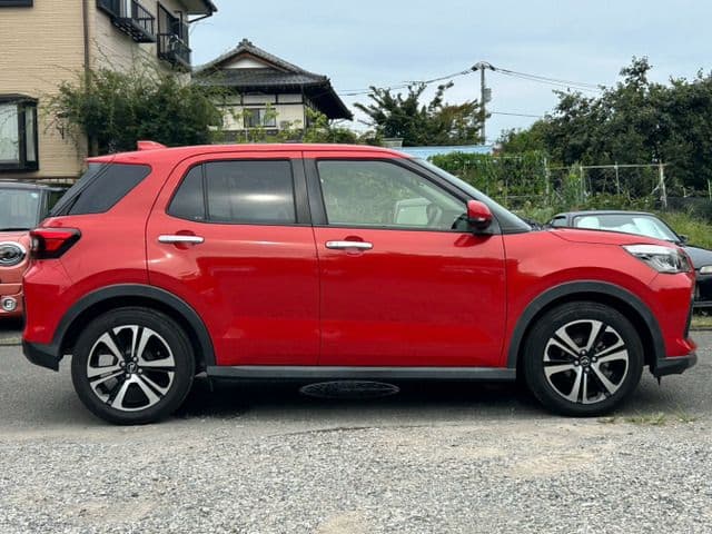 Car thumbnail 4