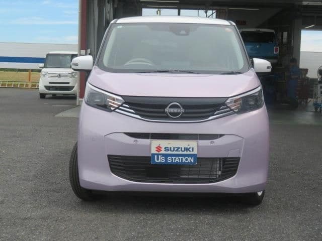 NISSAN