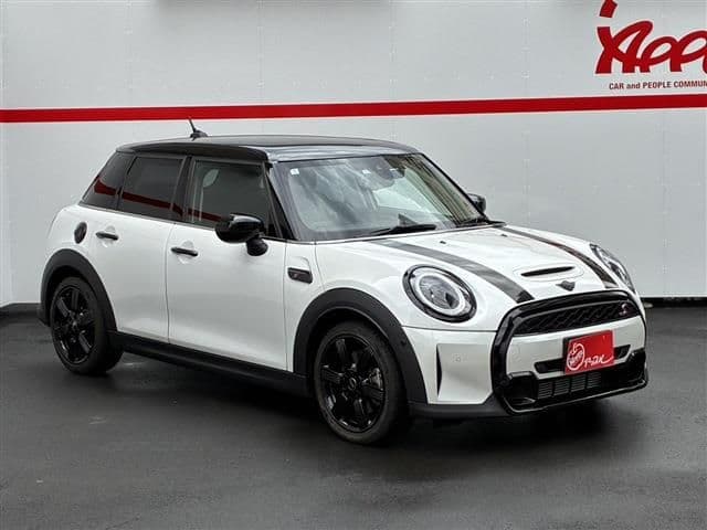 Car thumbnail 2