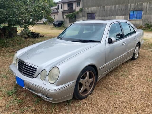 MERCEDES BENZ MERCEDES BENZ E class sedan