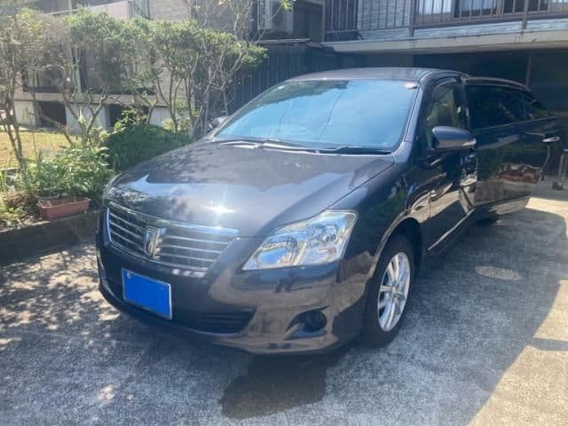 TOYOTA PREMIO