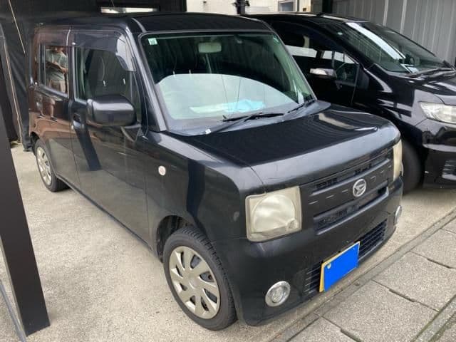 DAIHATSU MOVE CONTE 4WD