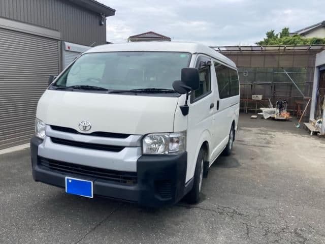 TOYOTA HIACE wagon 4WD