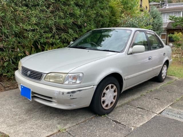 TOYOTA COROLLA sedan