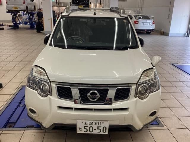 NISSAN X-TRAIL 4WD