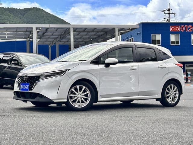NISSAN