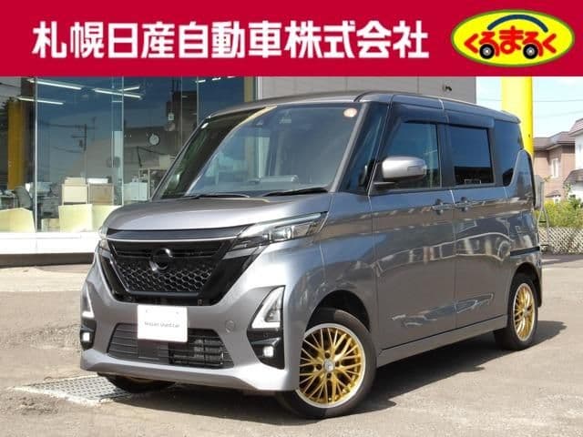 NISSAN ROOX 4WD