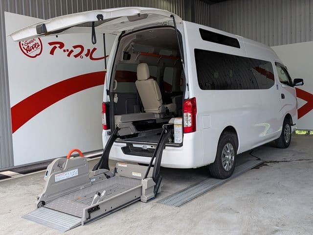 NISSAN NV350 CARAVAN 4WD