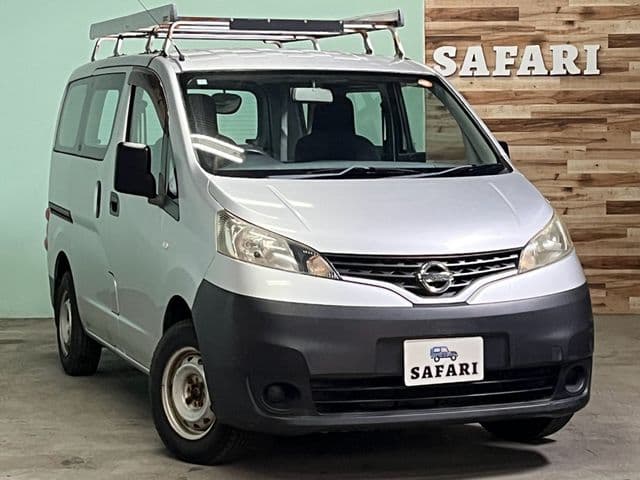 NISSAN NV200 VANETTE van
