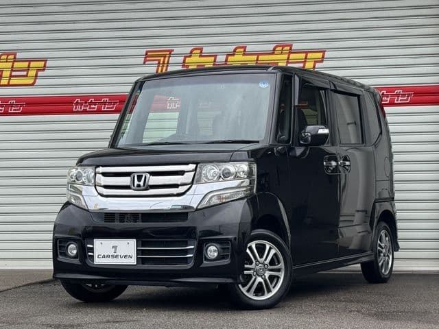 HONDA N BOX CUSTOM 4WD