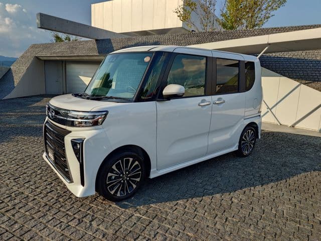 Car thumbnail 2