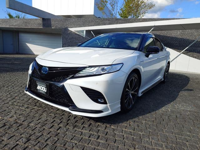 TOYOTA CAMRY HYBRID