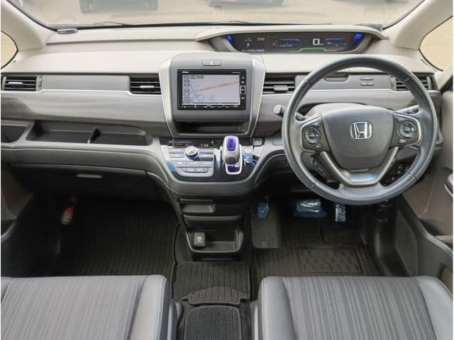 Car thumbnail 3