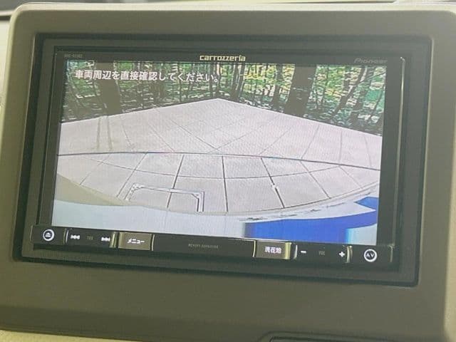 Car thumbnail 4