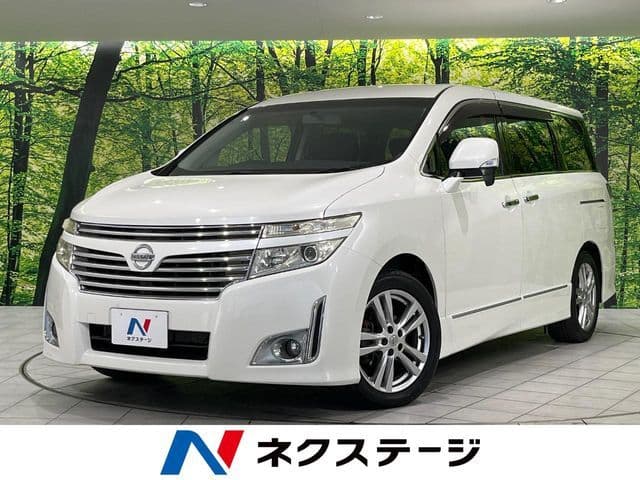NISSAN ELGRAND  4WD