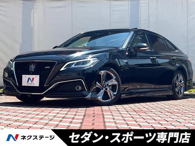 TOYOTA CROWN sedan hybrid