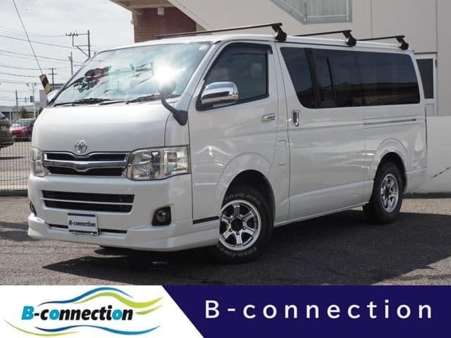 TOYOTA REGIUSACE van 4WD