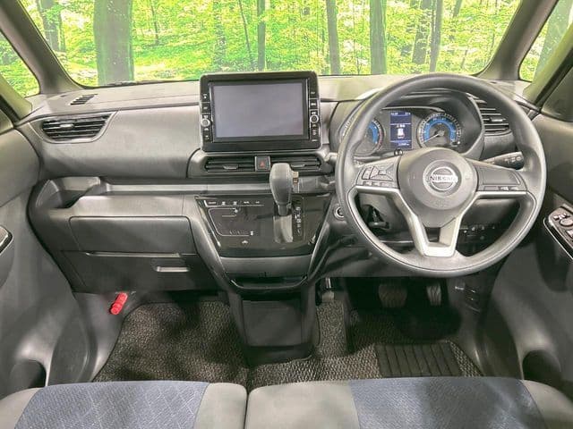 NISSAN