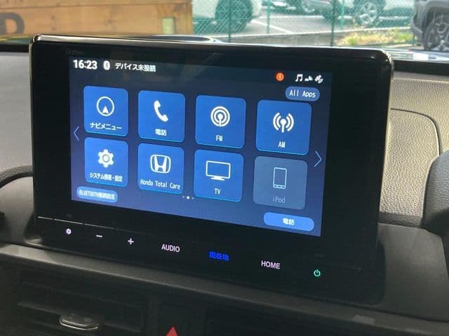 Car thumbnail 3