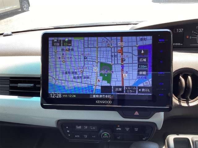 Car thumbnail 3