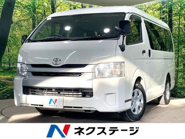 TOYOTA HIACE wagon