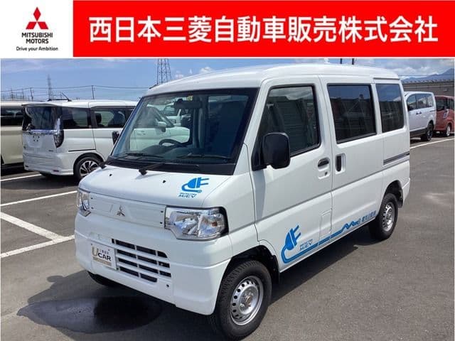 TOYOTA ALPHARD hybrid 4WD