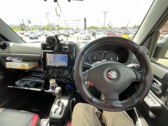 Car thumbnail 2