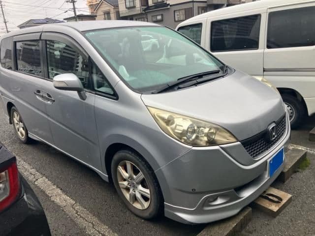 HONDA STEPWAGON