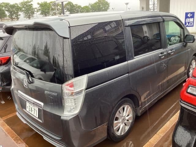 Car thumbnail 4