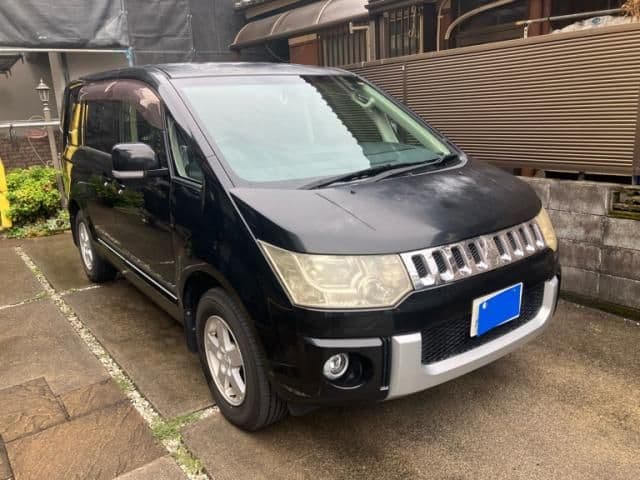MITSUBISHI DELICA D:5 2WD