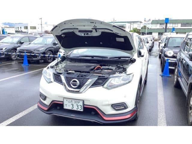 NISSAN X-TRAIL HYBRID 4WD