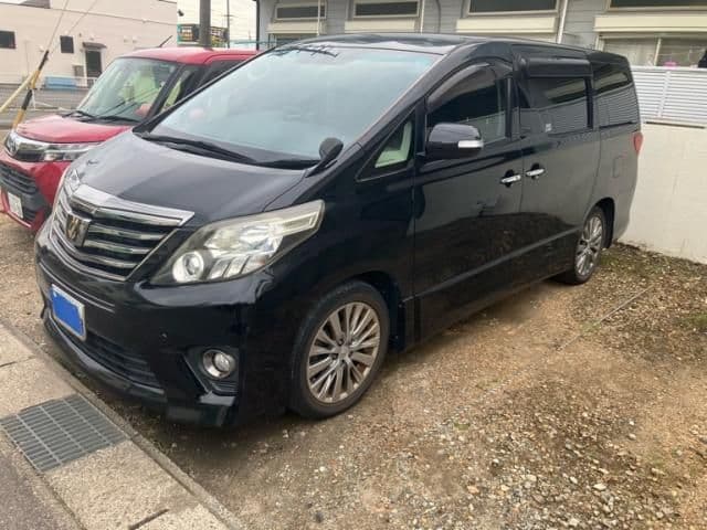 TOYOTA ALPHARD