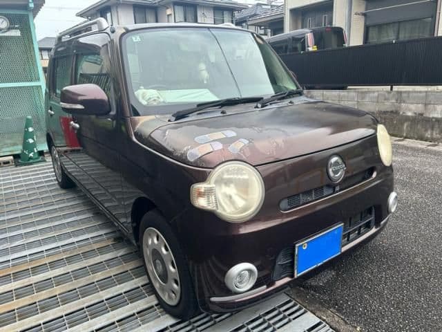 Car thumbnail 3
