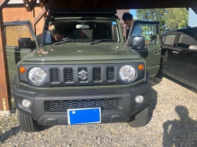 Car thumbnail 2