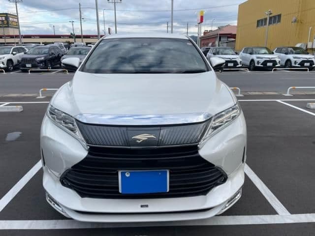 TOYOTA HARRIER 4WD