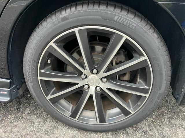 Car thumbnail 4