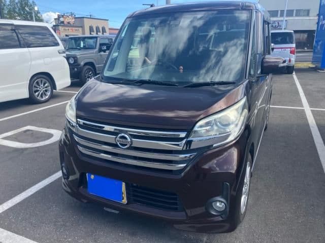 NISSAN DAYZ ROOX