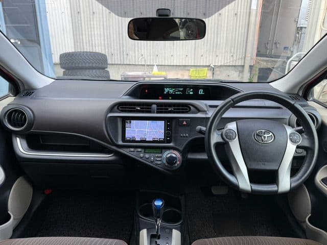 Car thumbnail 3