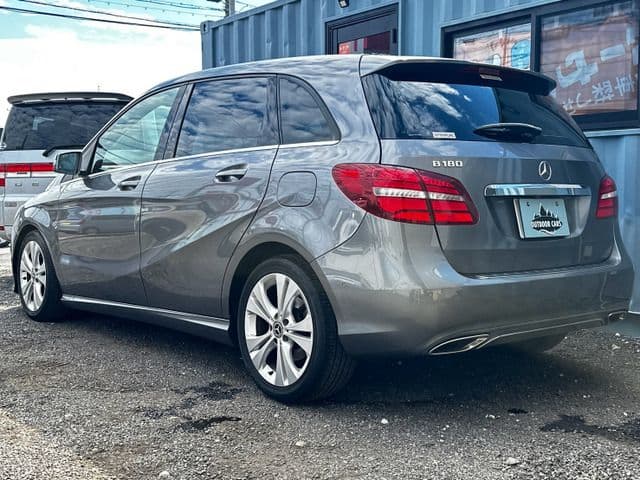MERCEDES BENZ
