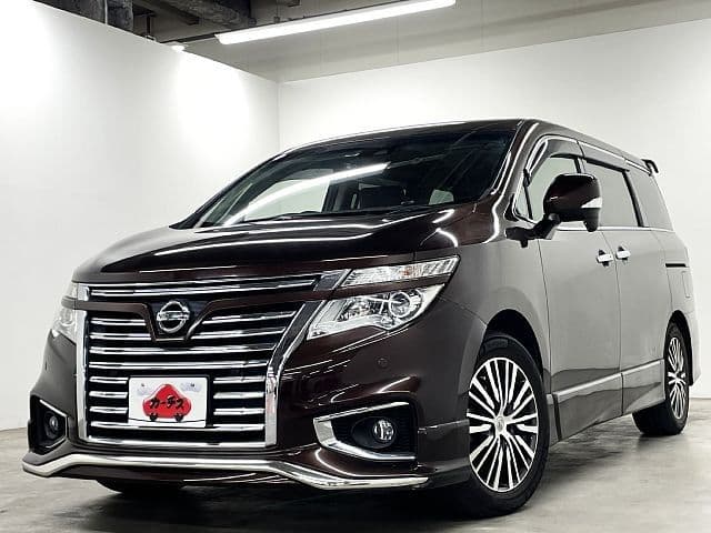 NISSAN ELGRAND
