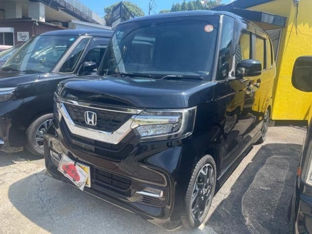 HONDA N BOX CUSTOM