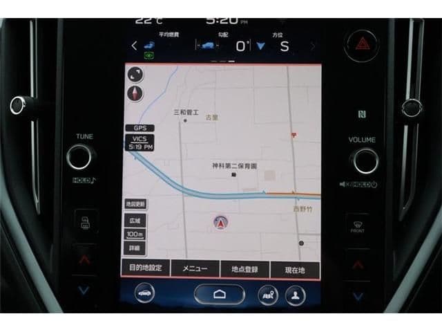 Car thumbnail 3