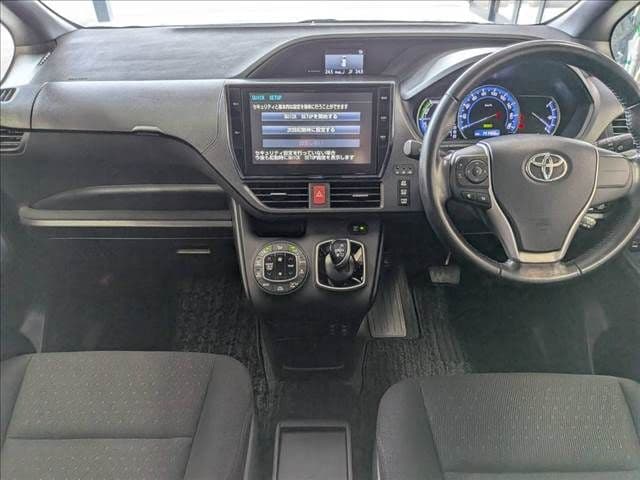 Car thumbnail 3