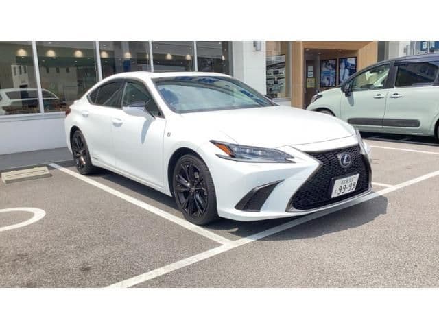 TOYOTA LEXUS ES300h