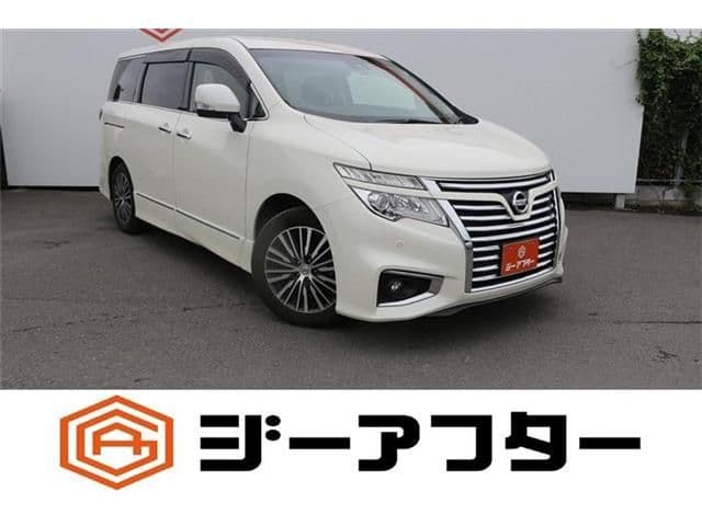 NISSAN ELGRAND