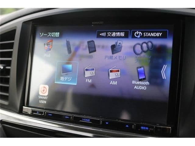 Car thumbnail 4
