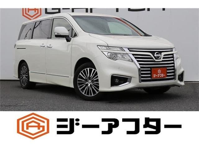 NISSAN ELGRAND