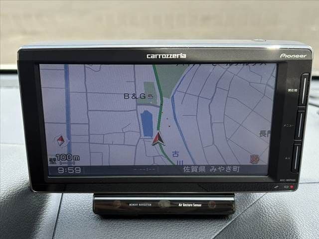 Car thumbnail 4